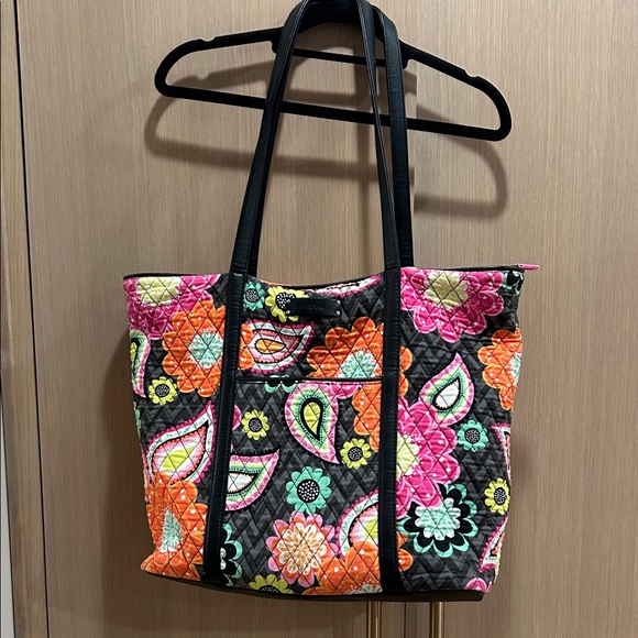 Vera Bradley Handbags - Vera Bradley Black and Multicolor Floral Tote
